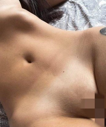 Опытная и страстная куколка ждет именно тебя. Приглашаю в гости для незабываемого времяпровождения. Обещаю, воплотим все твои жаркие мечты в реальность! 10488, 26 лет