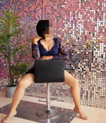 Сладкая девушка с изысканными формами и взглядом, который заводит, приглашает на интимное свидание. Я создам атмосферу уюта и страсти, погружая тебя в океан удовольствия. 3345, 28 лет